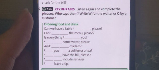 5 226 KEY PHRASES Listen again and complete
