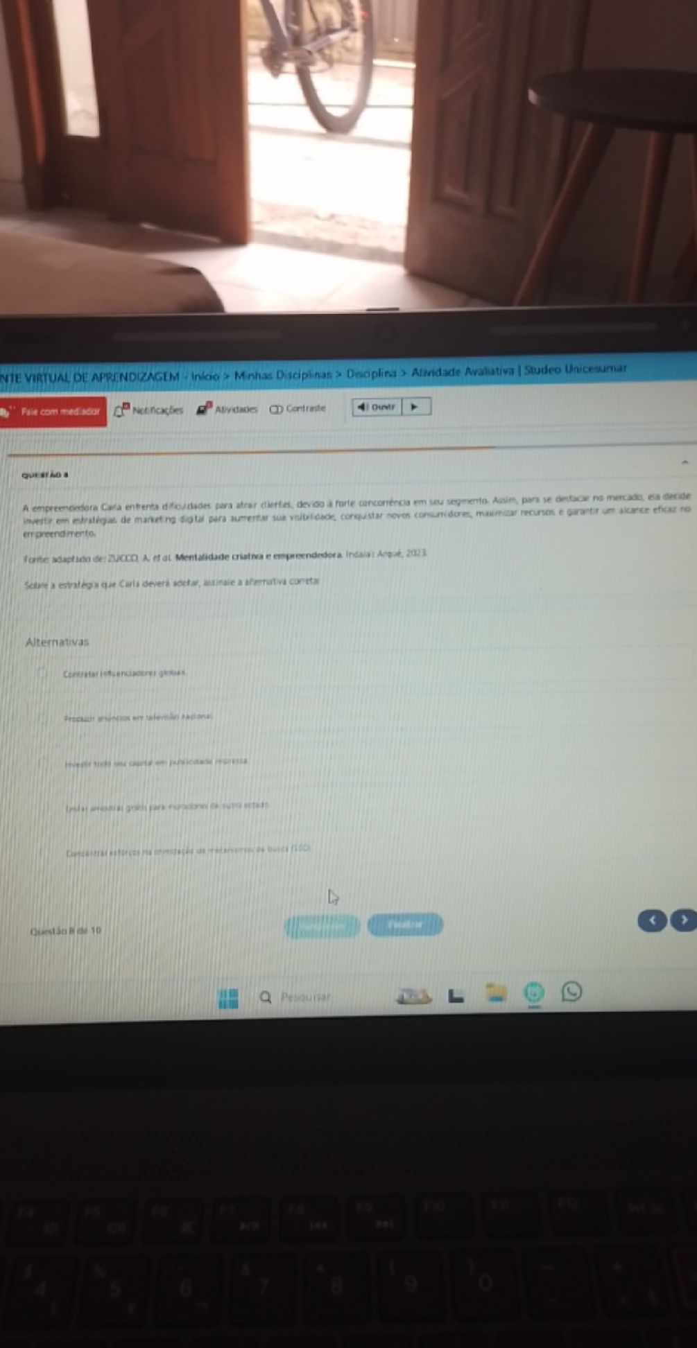 A empreendedora Carla enfrenta dificuldades