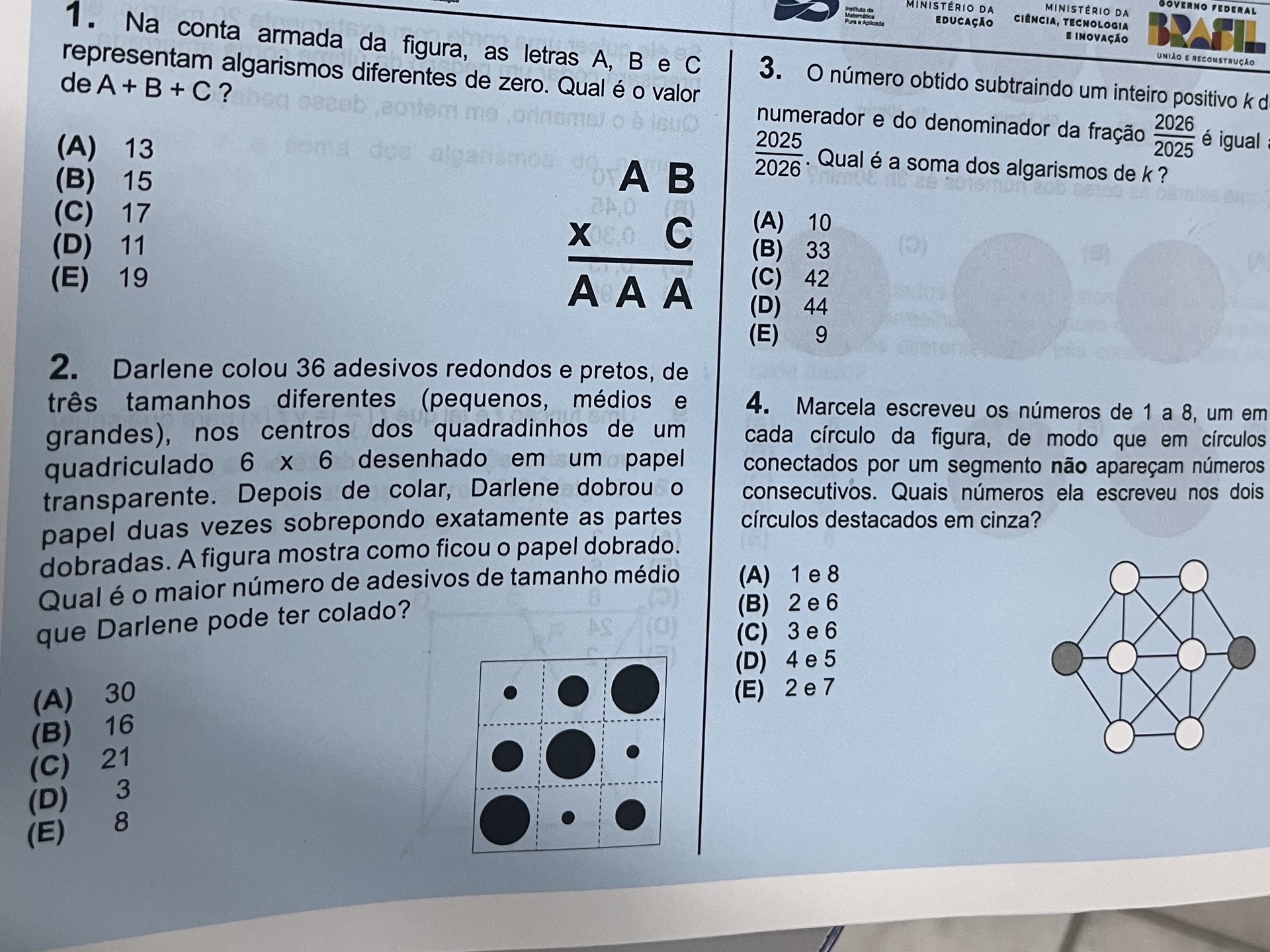 Na conta armada da figura, as letras A, B e