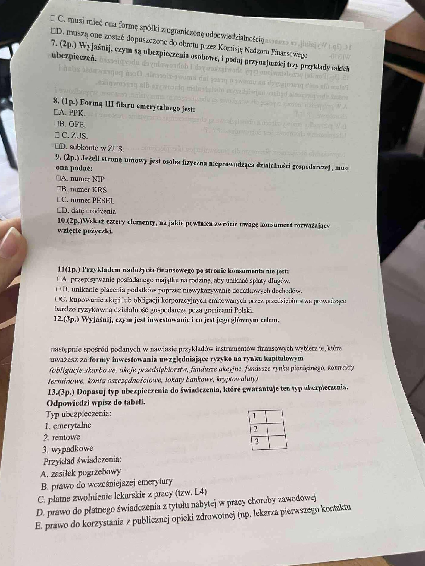 7. (2p.) Wyjaśnij, czym są ubezpieczenia | StudyX