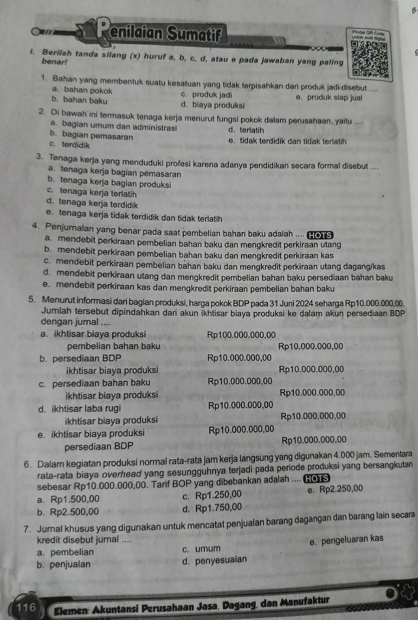 Tenaga kesehatan di posko kesehatan gratis