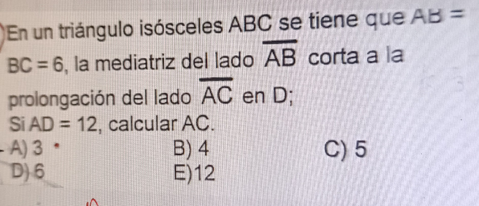 En un triángulo isósceles ABC se tiene que $ | StudyX