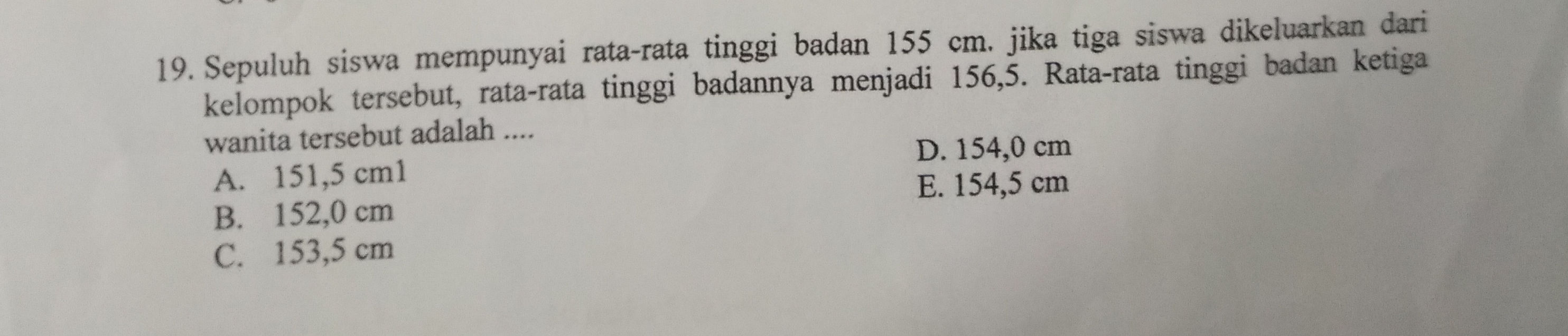 19. Sepuluh siswa mempunyai rata-rata tinggi | StudyX