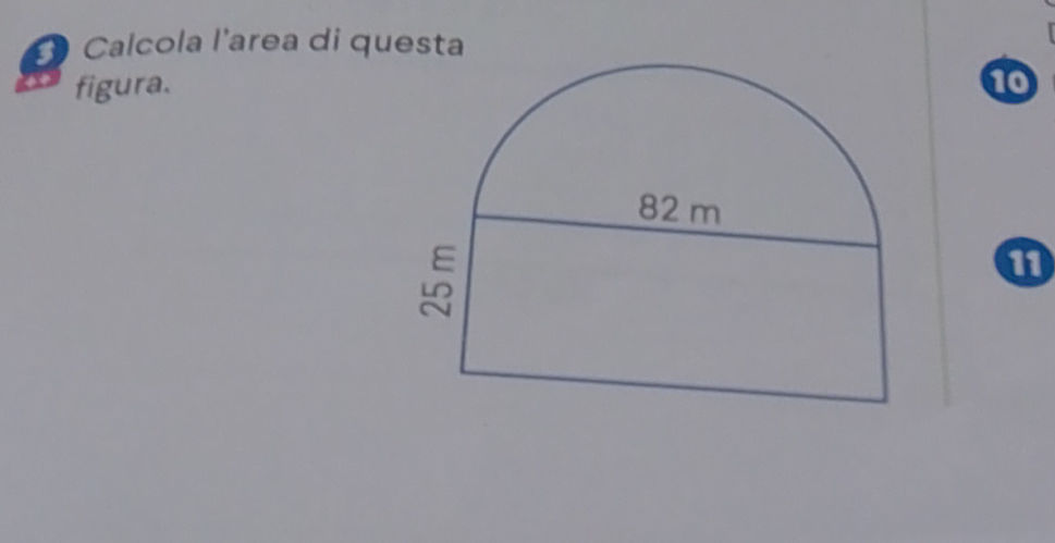 Calcola l'area di questa figura. Area of | StudyX