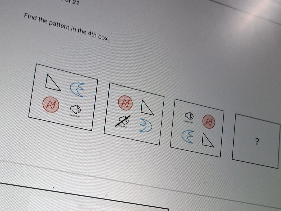 Find the pattern in the 4th box. There are | StudyX