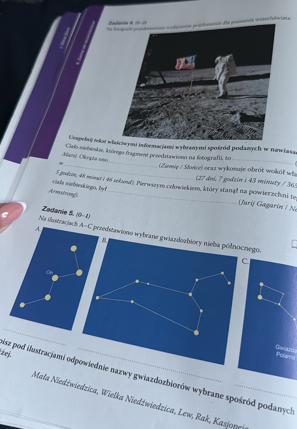 Zadanie 4. (0-2) Uzupełnij tekst właściwymi | StudyX