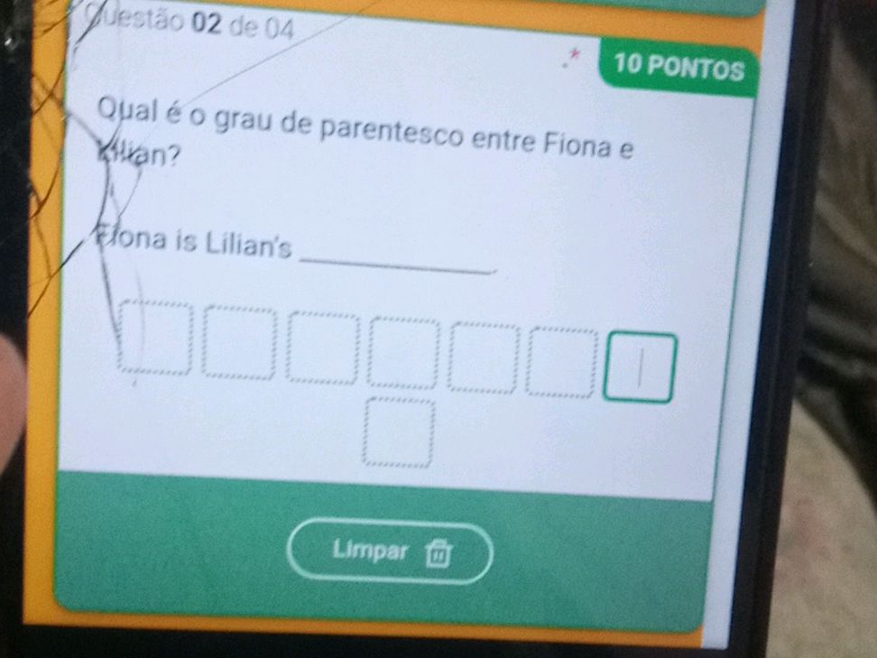 Qual é o grau de parentesco entre Fiona e | StudyX