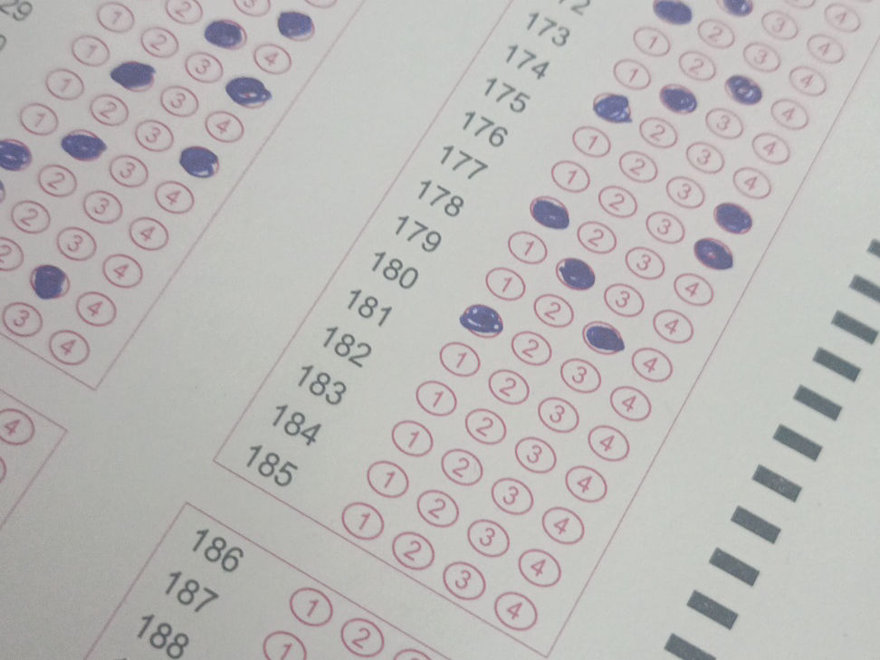 The image shows a filled-in answer sheet for