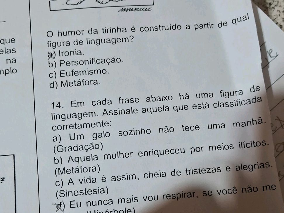 O humor da tirinha é construído a partir de | StudyX