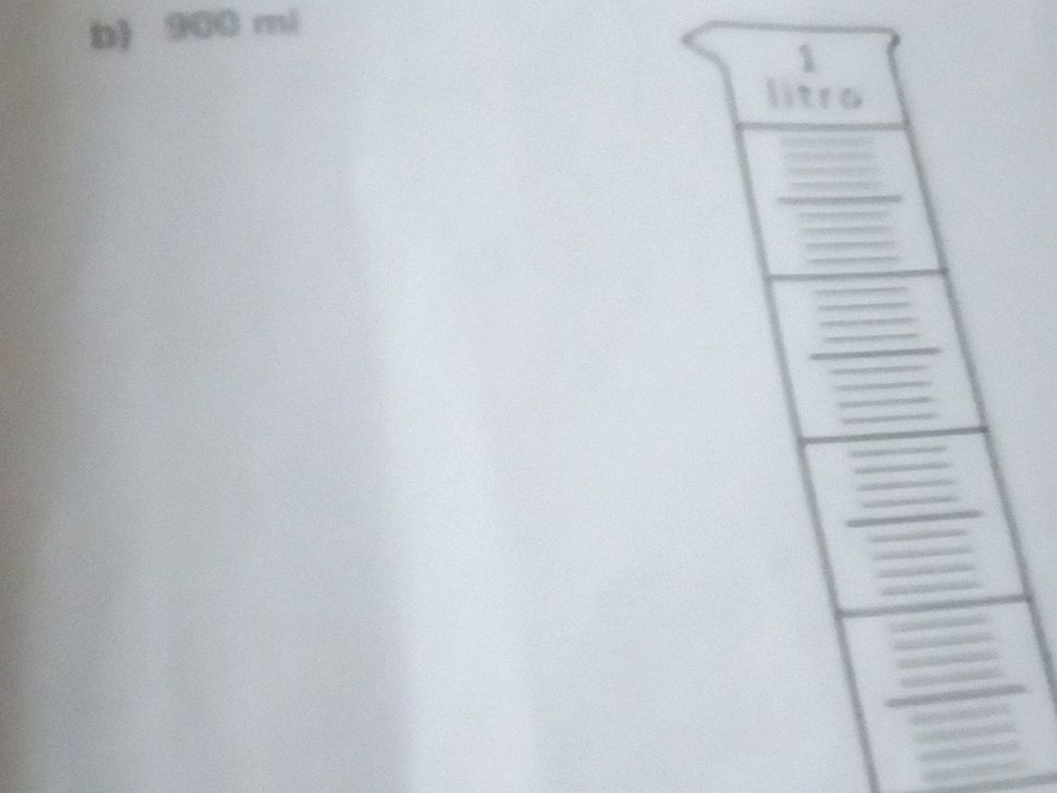 b) 900 ml There is a graduated cylinder | StudyX